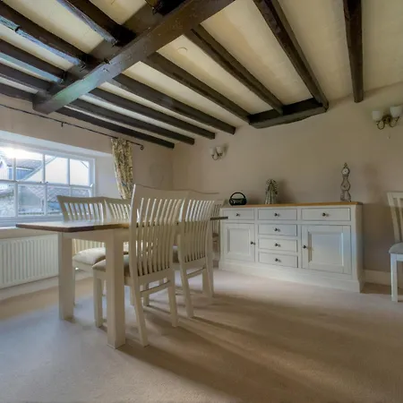 Kings Head Nyaraló *